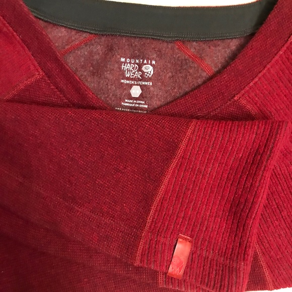 Mountain Hardwear Sweater. Scarlet Red. PullOver Long Sleeve. Womens Medium. EUC - Picture 9 of 13
